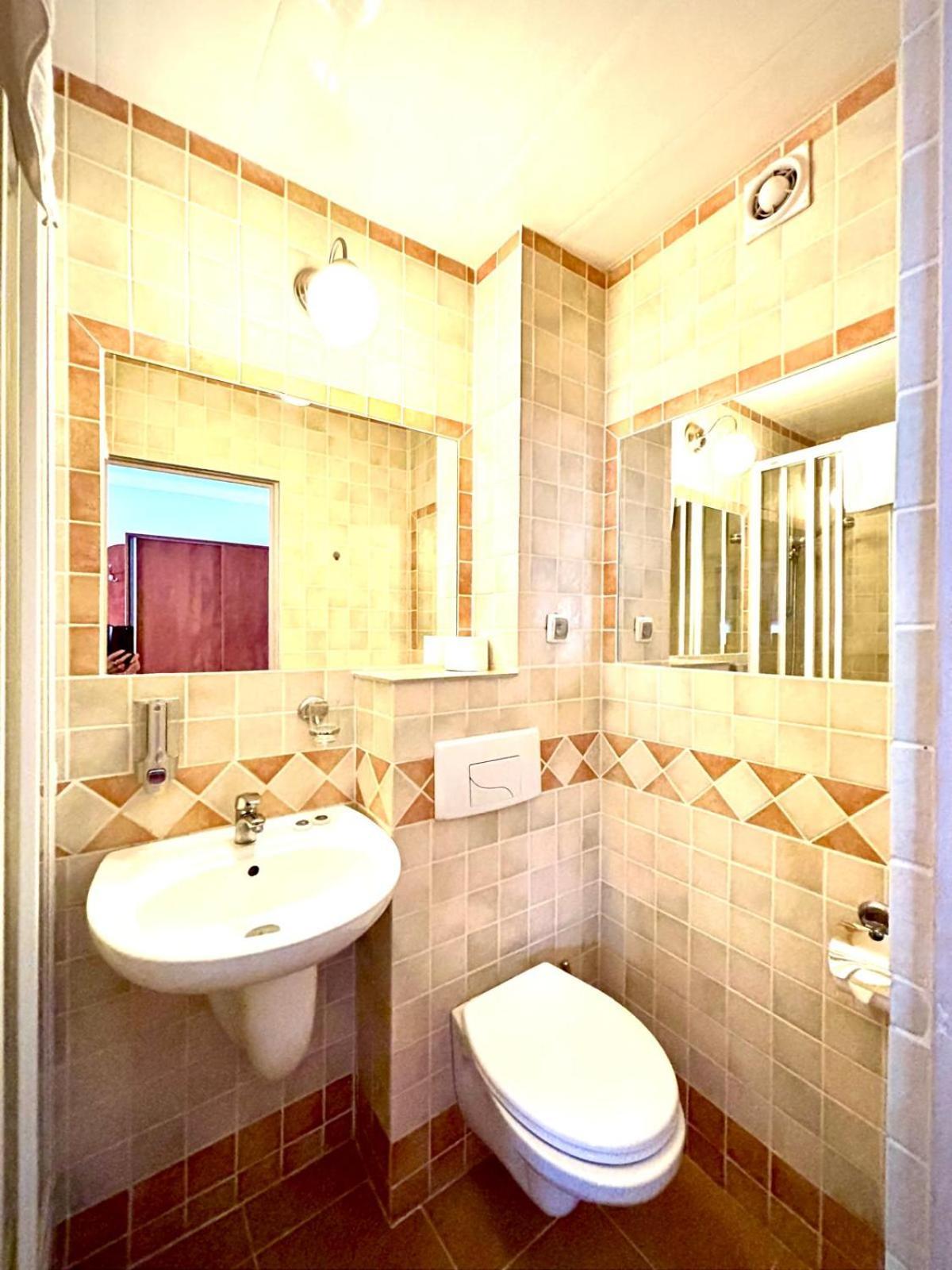 Hotel Orion Sosnowiec Exterior foto