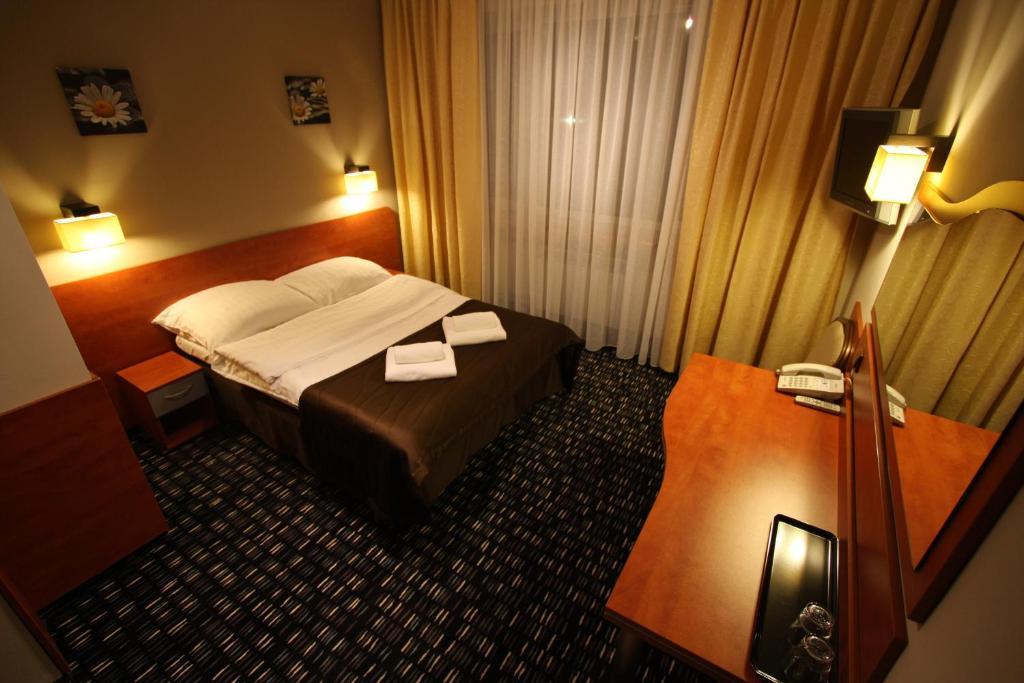 Hotel Orion Sosnowiec Zimmer foto